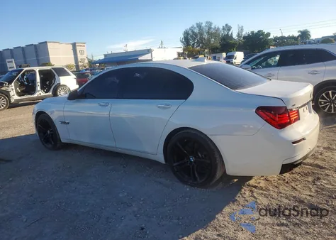 2015 BMW 740 I z USA, uszkodzony, nr VIN WBAYA6C57FG16659